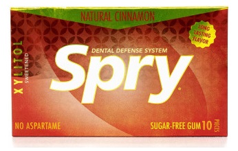 Guma Do Żucia Z Ksylitolem O Smaku Cynamonowym Bezglutenowa 10 Sztuk (12 G) - Spry